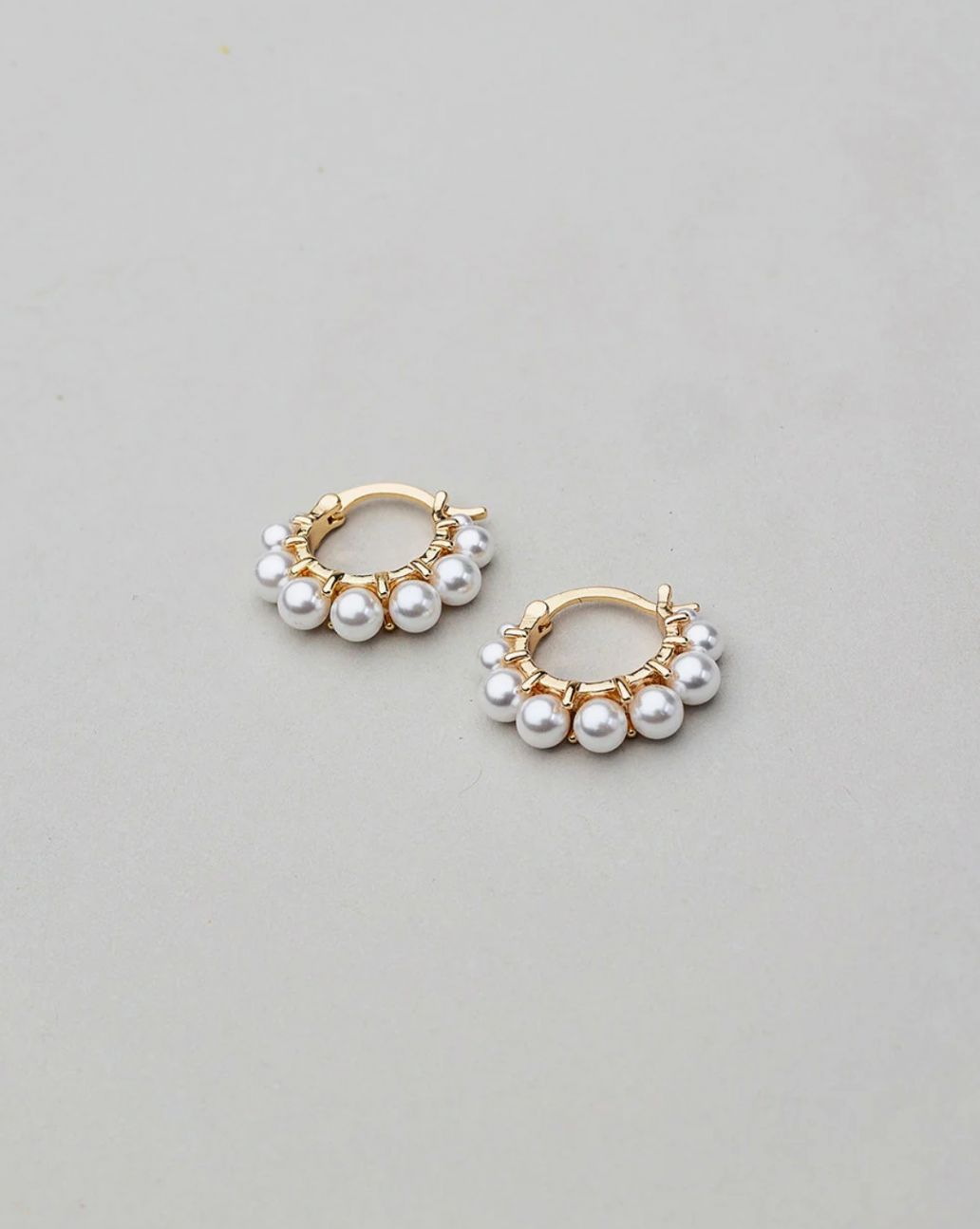 Bow19details Bead Pearl Hoops S-O.S
